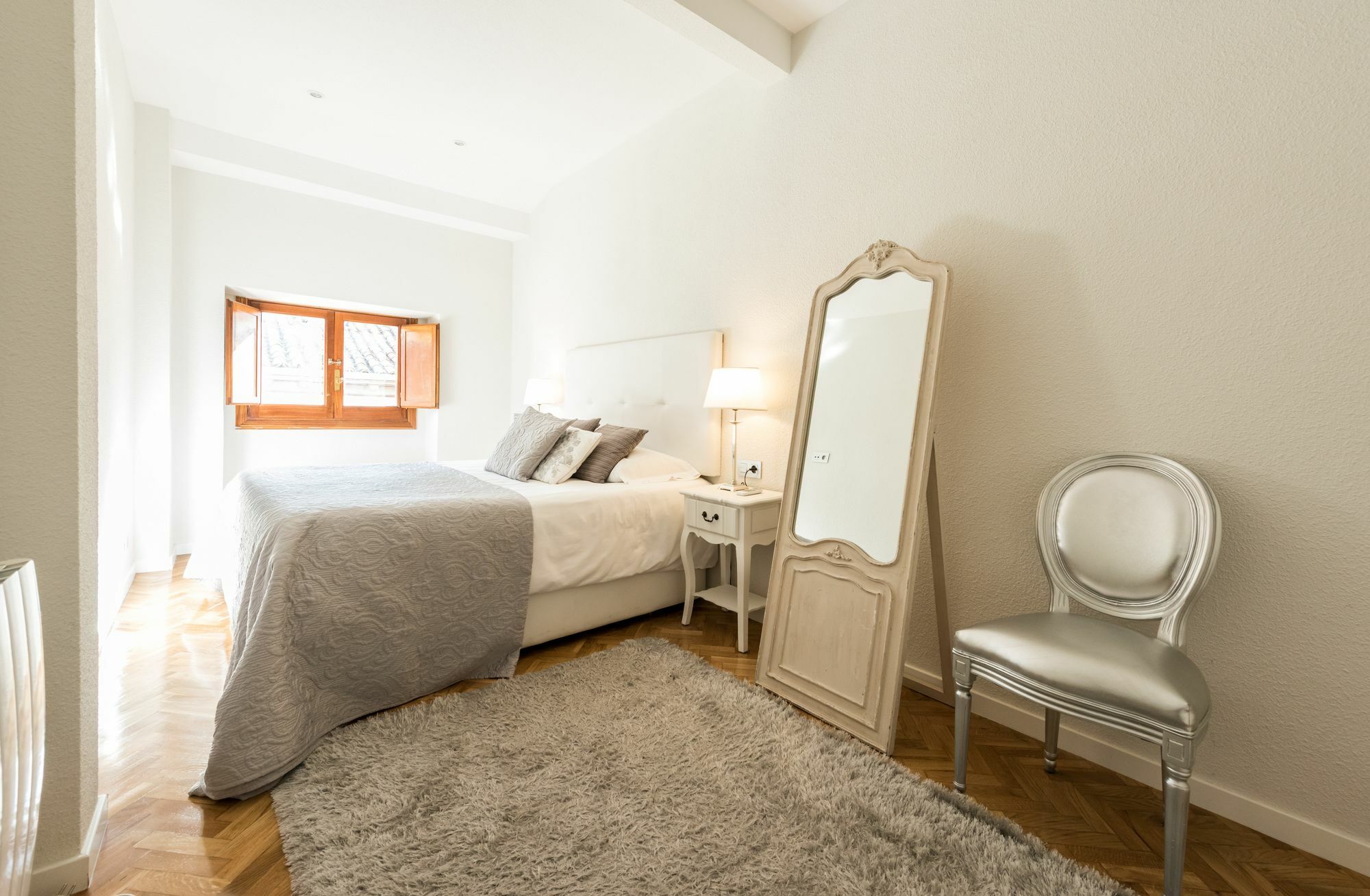 Atico En Chueca By Madflats Collection *